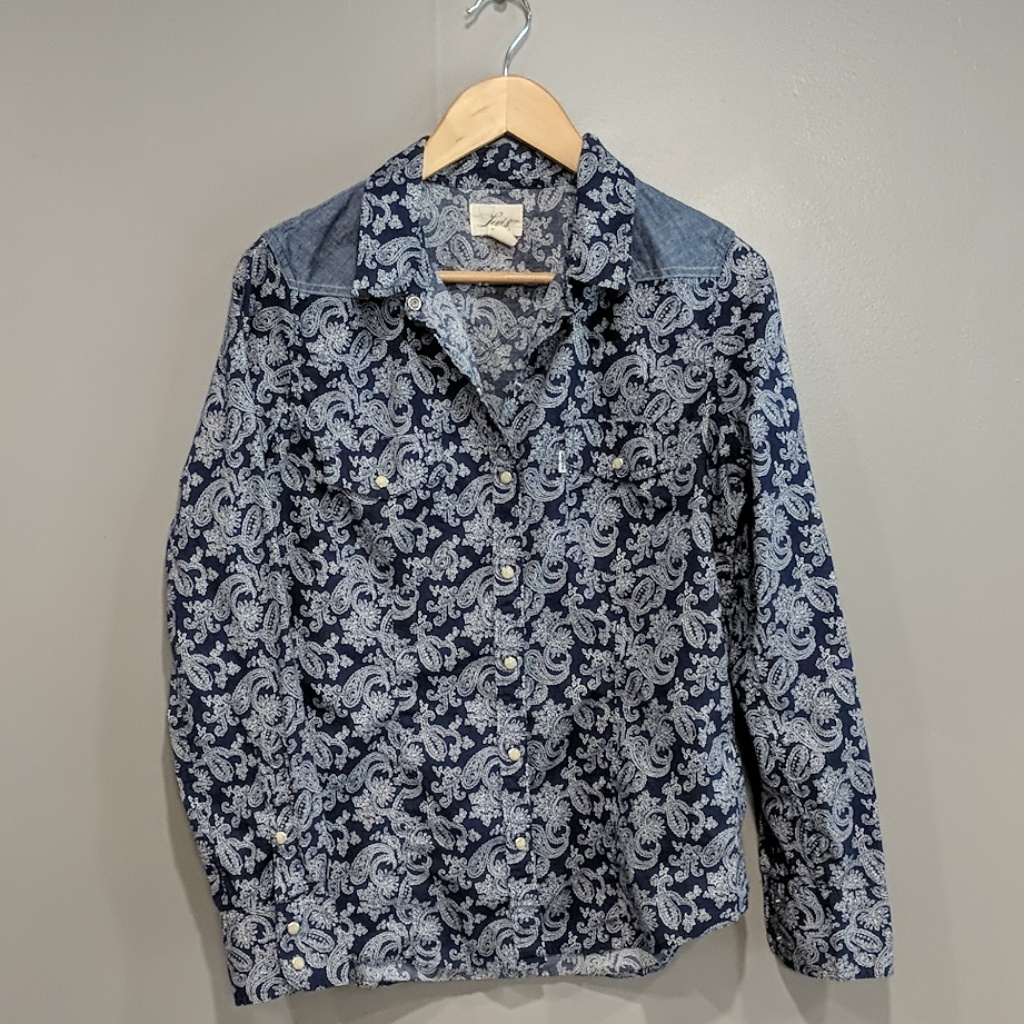 Levi's Blue Button-Down